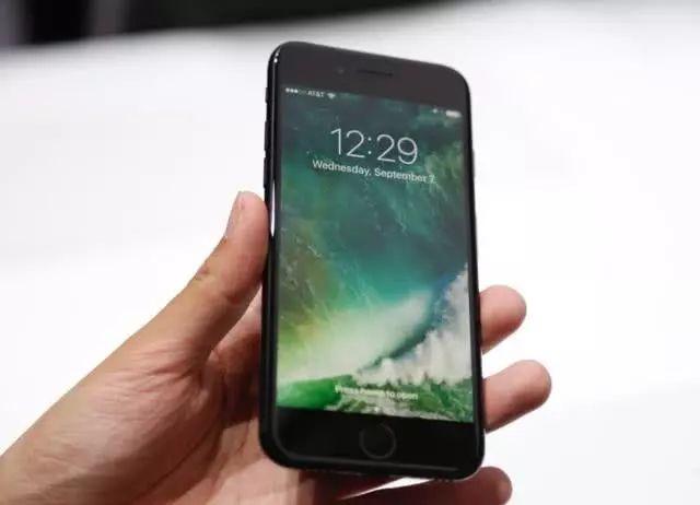 iPhone7ƻiOS12?