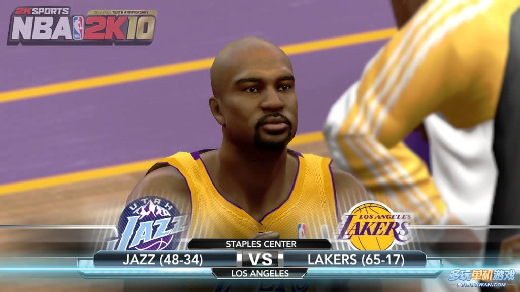 ��NBA2K10���롶NBA Live 10���Ƚ� 2K���ջ�ʤ