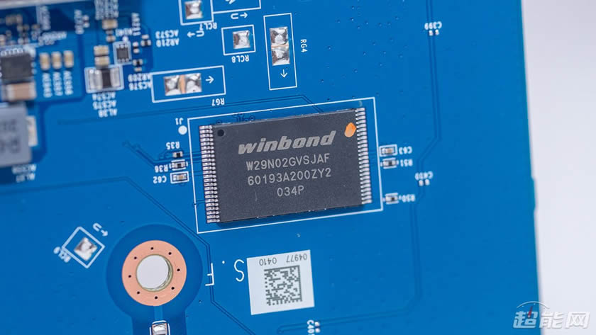 网件夜鹰AX8路由器评测：可容纳更多设备的WiFi 6路由器