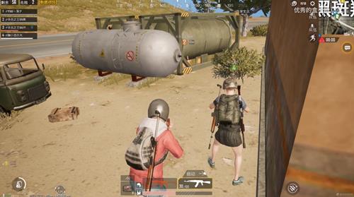 《绝地求生刺激战场》加油站卡进油罐无敌BUG