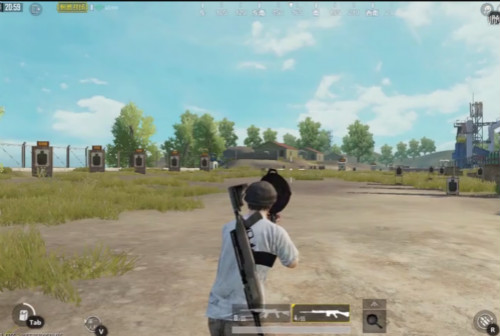 《绝地求生刺激战场》天降奇兵版本平底锅卡头盔BUG