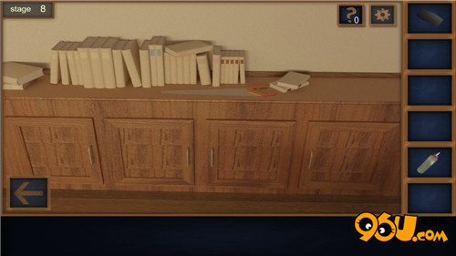 《密室逃脱:逃离学校》第8关怎么过